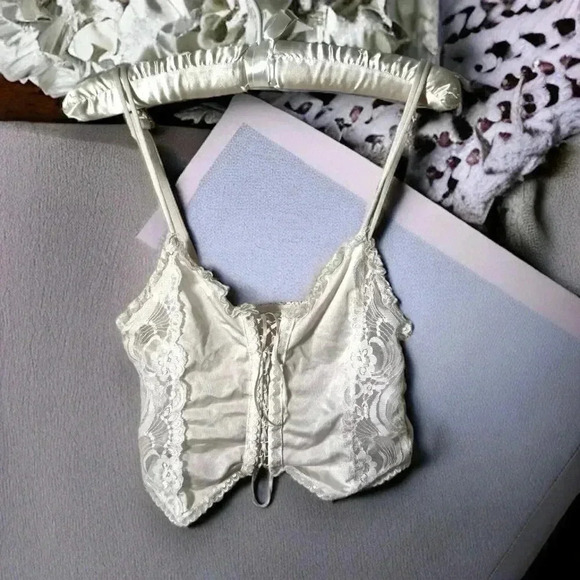 Vintage lace & nylon cropped top XS/S - Picture 1 of 4
